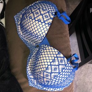 Victoria’s Secret bra